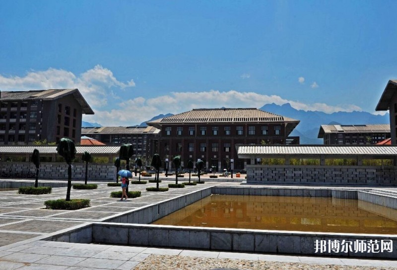 西安建筑科技師范大學草堂校區網站網址