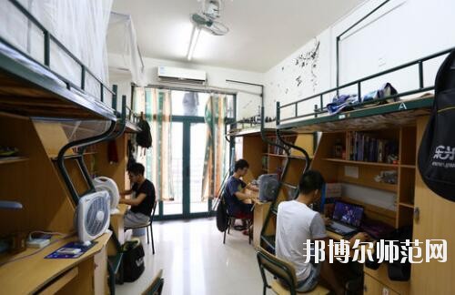 中國計(jì)量師范大學(xué)現(xiàn)代科技學(xué)院宿舍條件