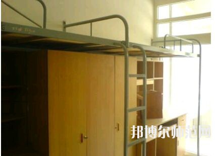 中南財經政法師范大學南湖校區宿舍條件