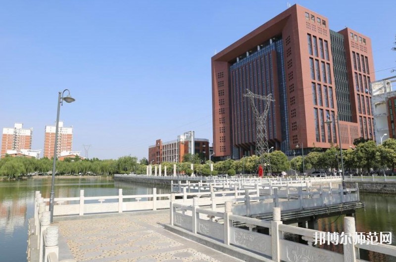 河南科技學院新科師范學院網站網址