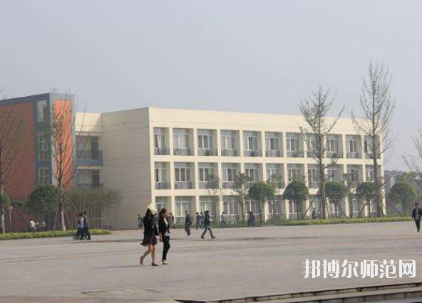 崇州幼兒師范電子職業(yè)技術(shù)學(xué)校2020年報(bào)名條件、招生要求、招生對(duì)象