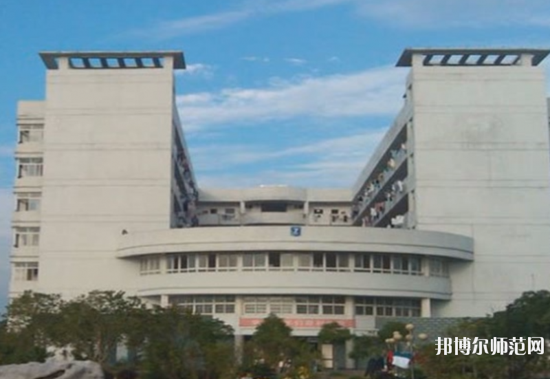 鷹潭職業技術學院1