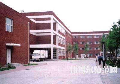 江西男生初中畢業上幼師學校