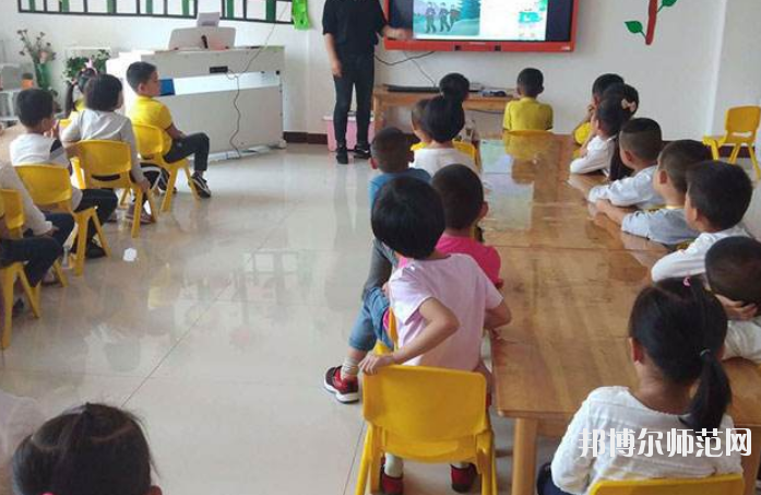 四川2020年在幼師學校學什么專業好