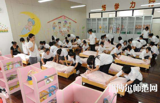 廣西2020年現在讀幼師學校什么專業好