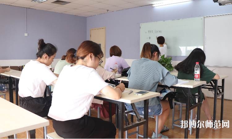 廣東2020年幼師學校中專升大專考什么