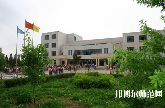 甘肅2020年沒有畢業證可以讀幼師學校嗎