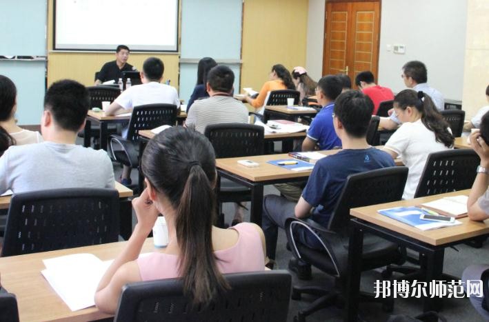 廣州2020年幼師學校適合女生學嗎