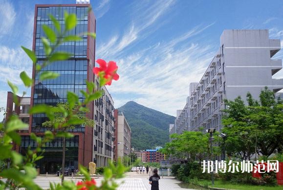 廣州2020年初中生能學幼師學校嗎