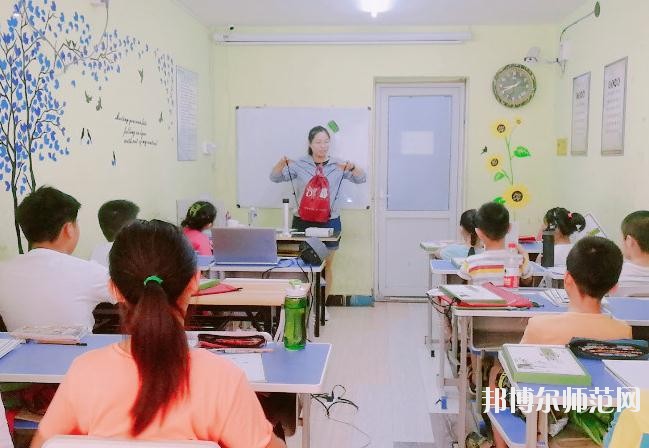 廣州2020年男生讀幼師學校學什么專業好