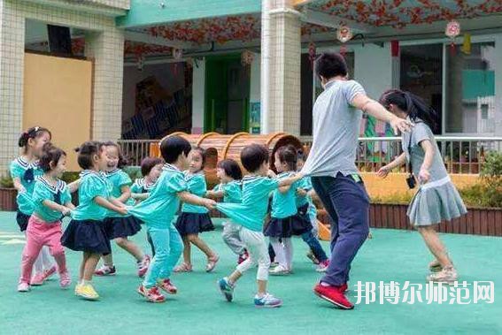 廣州2020年男生初中畢業上幼師學校