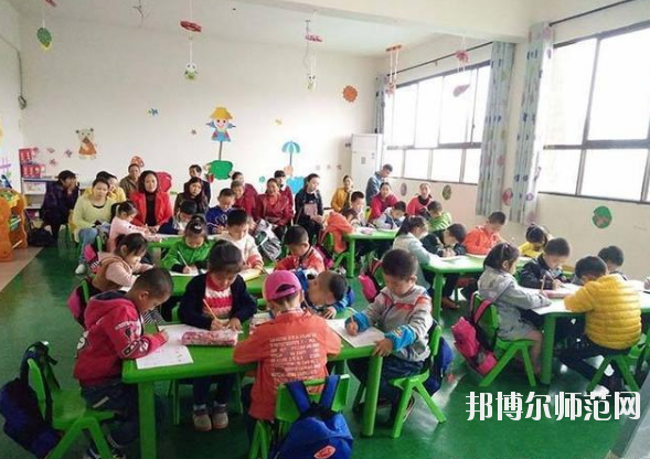 寶雞2020年幼師學(xué)校學(xué)什么專(zhuān)業(yè)有前途