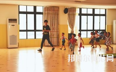 寶雞2020年男生上幼師學校學什么專業好
