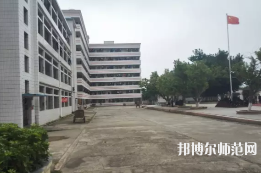 湛江2020年沒有畢業證可以讀幼師學校嗎