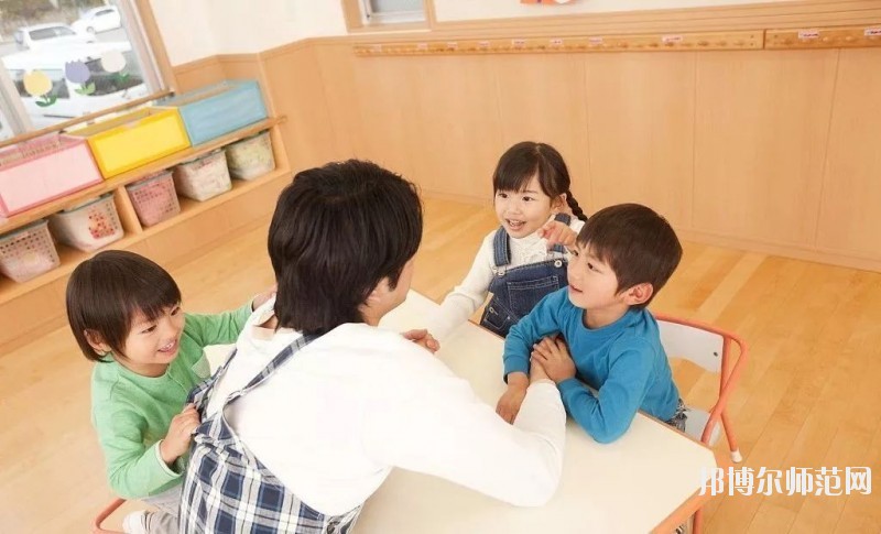六盤水2021年現在幼師學校學什么專業好