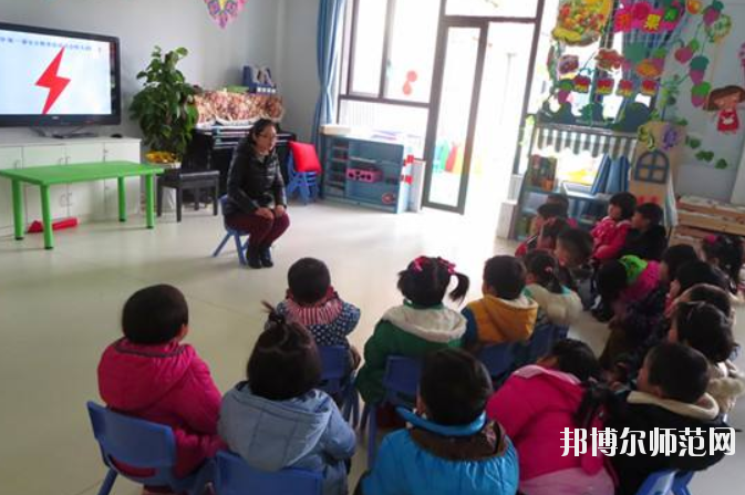 滄州2021年中專幼師學校可以考大專嗎