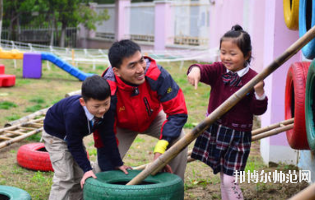 滄州2021年男生讀幼師學校學什么好