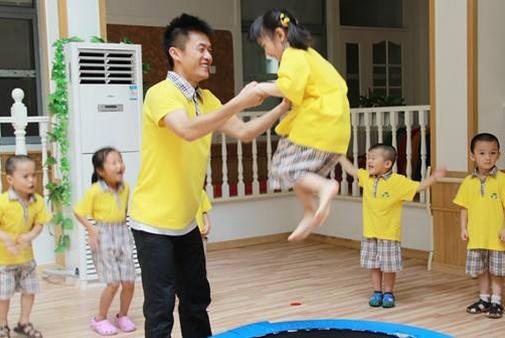 常州2021年男生上幼師學校學什么好