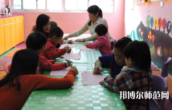 金華2022年初中生不去幼師學校怎么辦