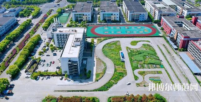 貴州貴陽中山科技幼兒師范學校2023年招生辦聯系電話