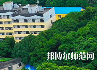 長沙學院師范學院2023年學費、收費多少