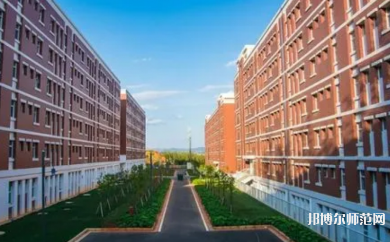 云南大學滇池師范學院國家旅游度假區校區2023年有哪些專業