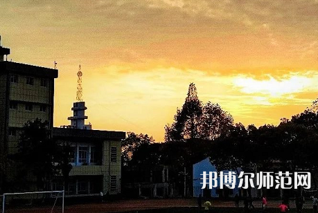 黃岡師范學院2023年報名條件、招生要求、招生對象