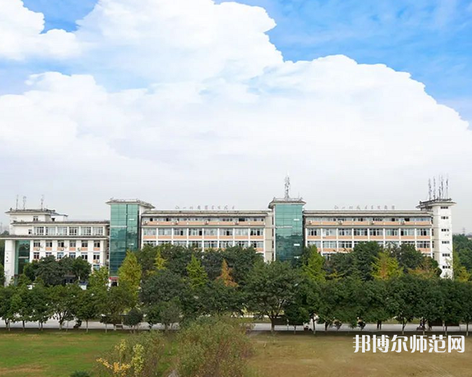 四川愛華幼兒師范學(xué)院2023年怎么樣、好不好