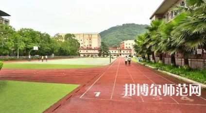 2023年成都男孩學幼師專業就業前景怎么樣